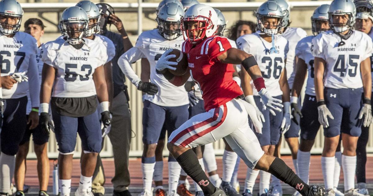 PHOTO GALLERY Bakersfield College football returns to Memorial Stadium