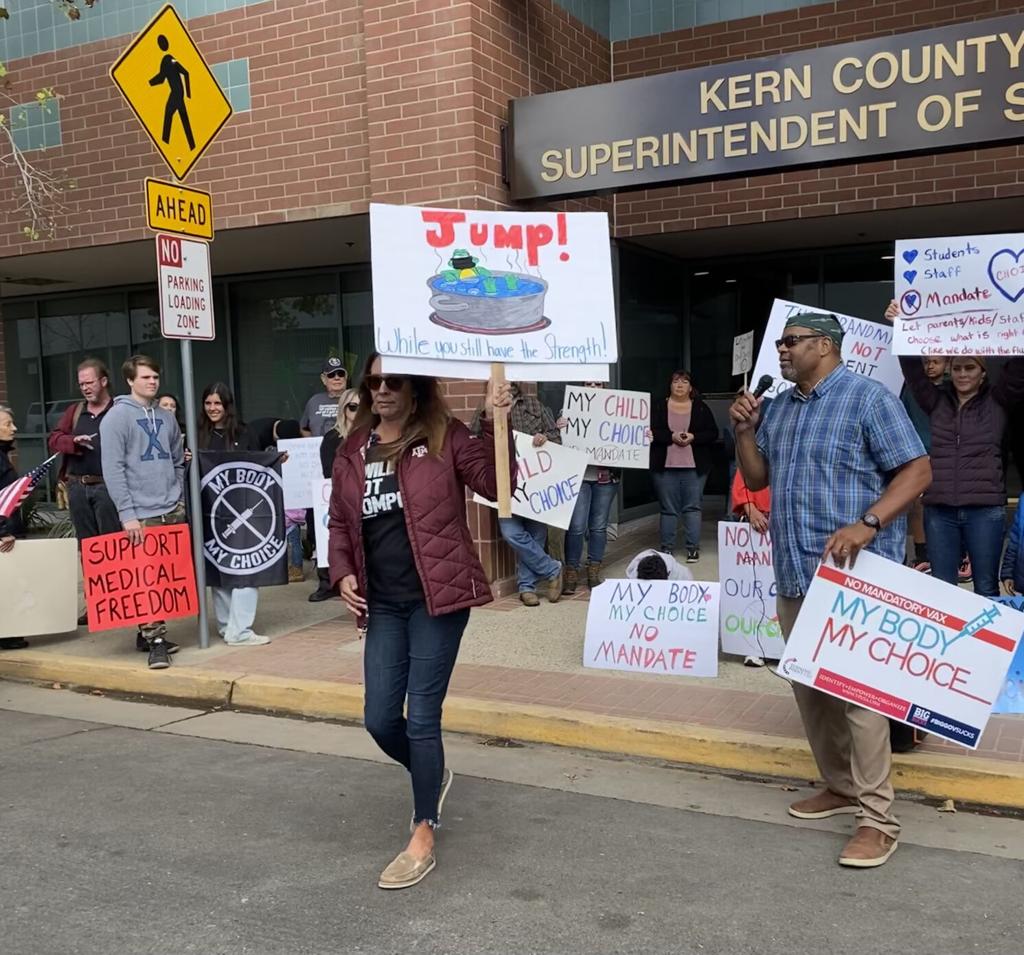 Parents clash at mask mandate protest in Georgia county where 5th graders  were sent home – KION546