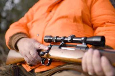 Eligible Hunters: Sign up for Fall Gun Deer Hunt for Hunters with disabilities by Sept. 1