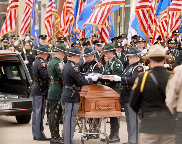A TRAGIC TRIBUTE: Thousands gather in Hudson to pay final respects to ...