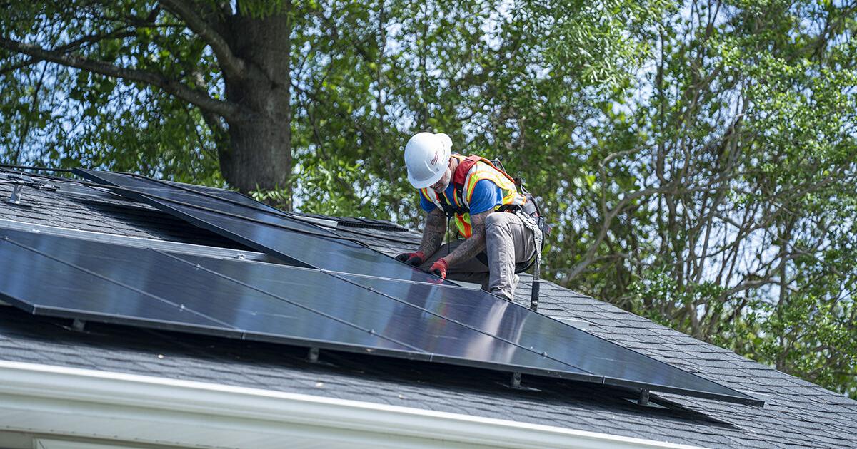 Benefits of rooftop solar could change in Virginia next year