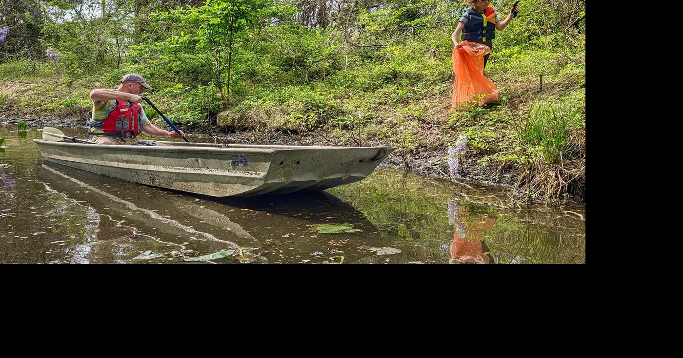 Virginia cities push bag tax to keep plastic out of waterways