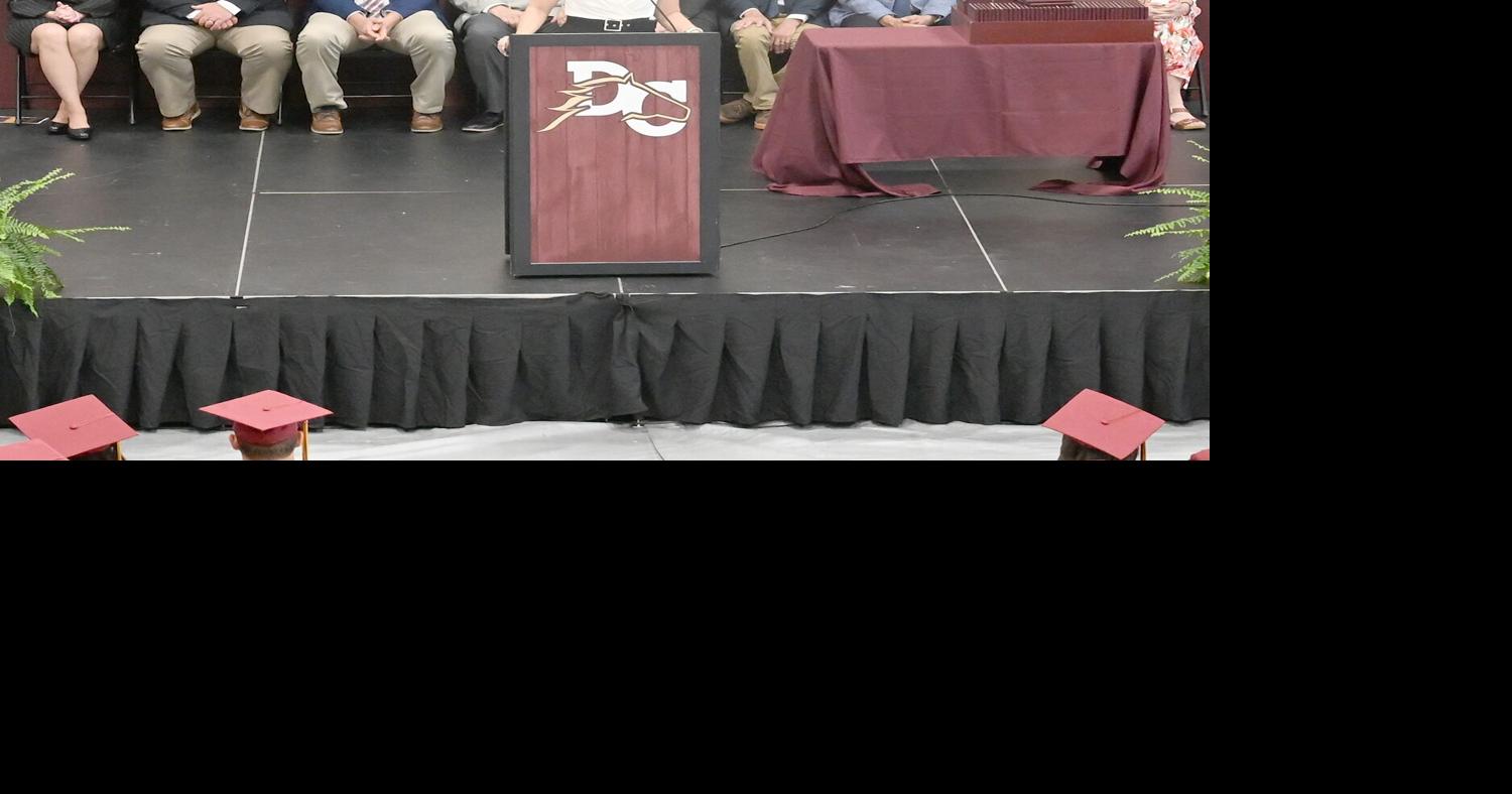 Davis County High School graduates 99 seniors | News | bdemo.com