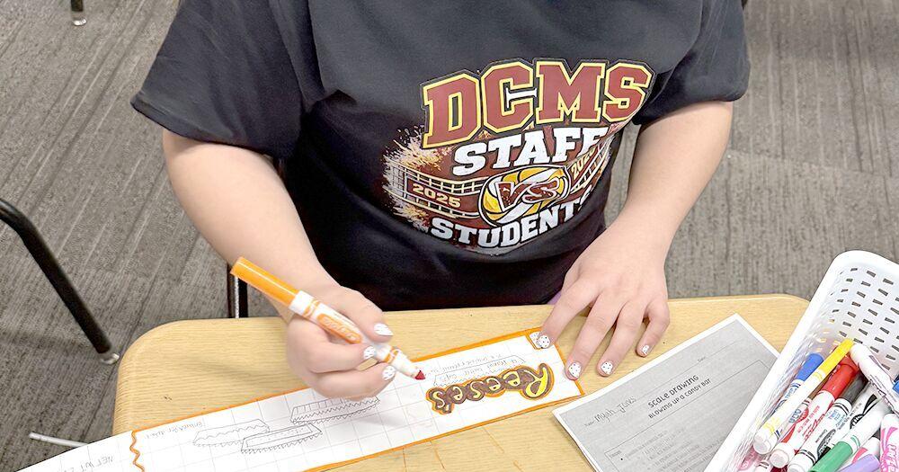 Students combine math and art | News | bdemo.com