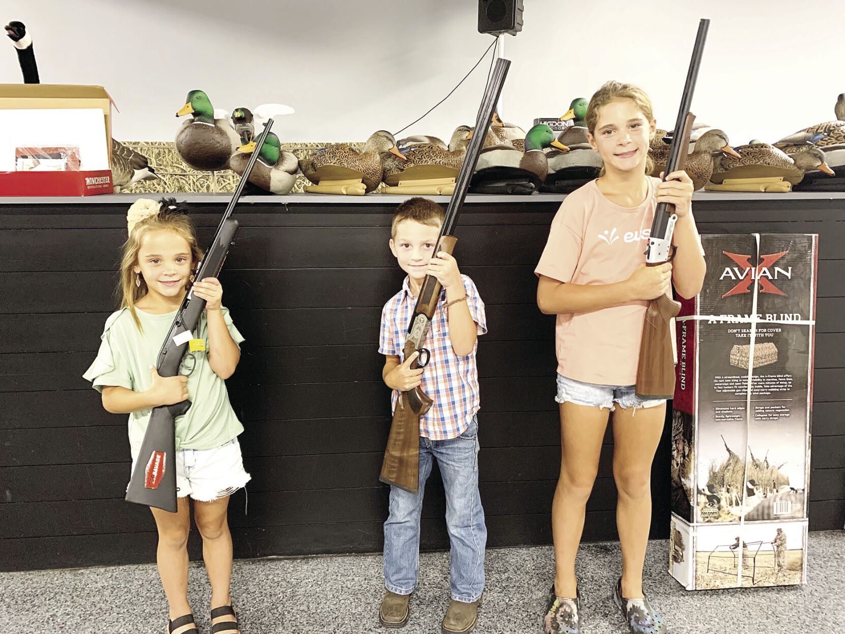 DUCKS UNLIMITED GUN RAFFLE WINNERS News Bellevueheraldleader DUCKS UNLIMITED GUN RAFFLE WINNERS News Bellevueheraldleader