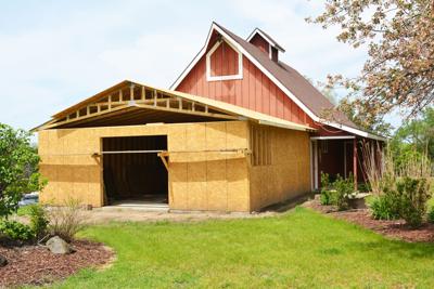 Bushnell-Wheeler barn