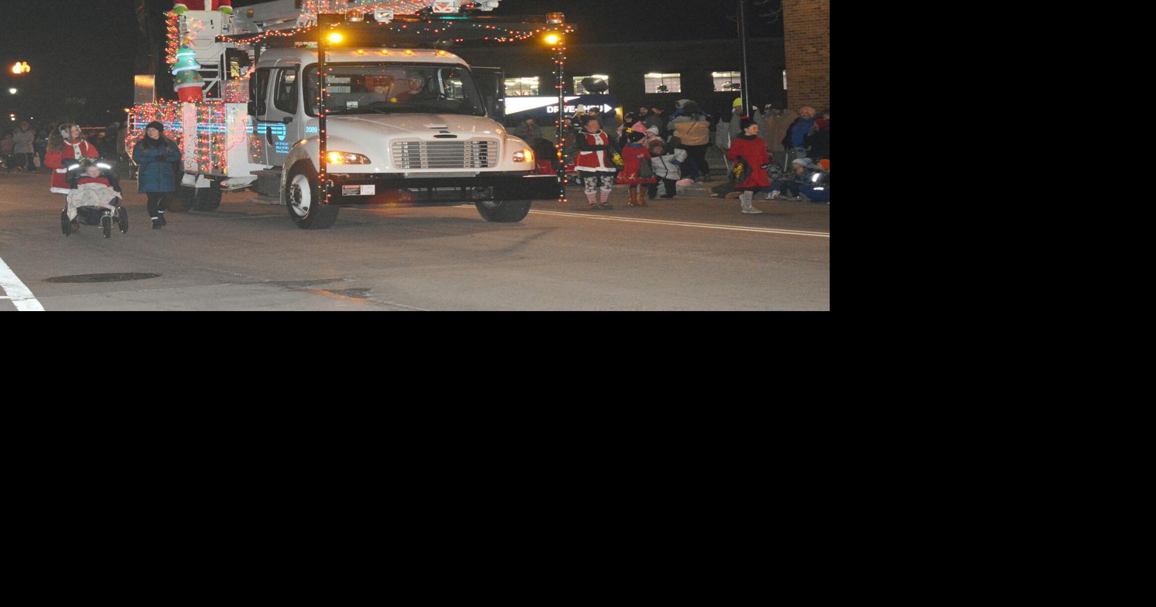 Grand Lighted Parade kicks off holidays in downtown Beloit Local News