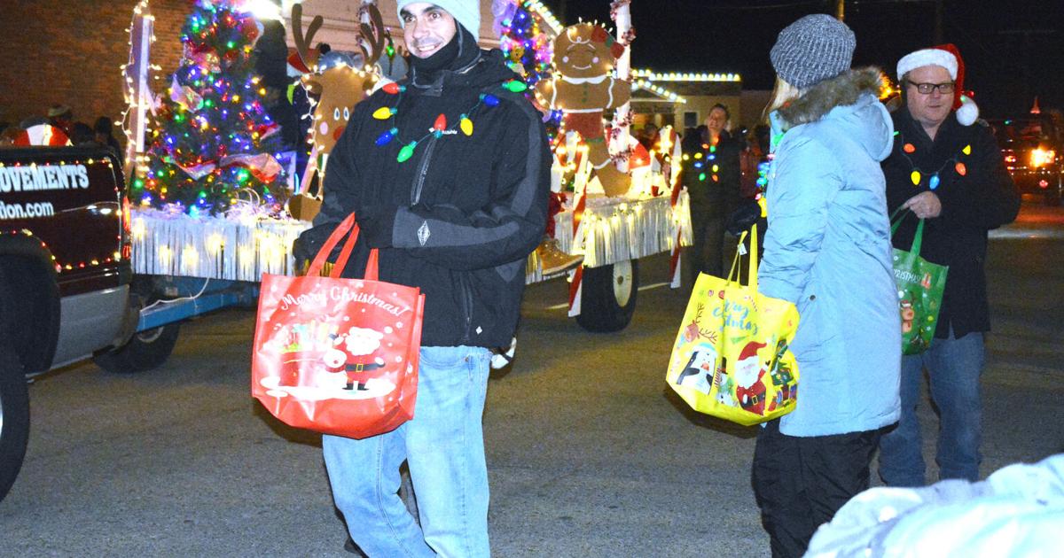 Rockton Wi Rockton parade lights up the holiday season | Local News ...