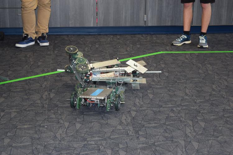 Turner students build their own 'battle bots' | Local News ...