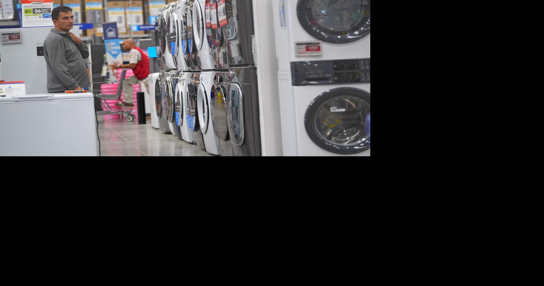 US economy grows at brisk 3.4% pace in third quarter on strong consumer ...