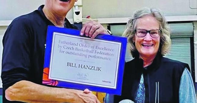 Former Beloiter BIll Hanzlik honored by Czech Basketball Federation