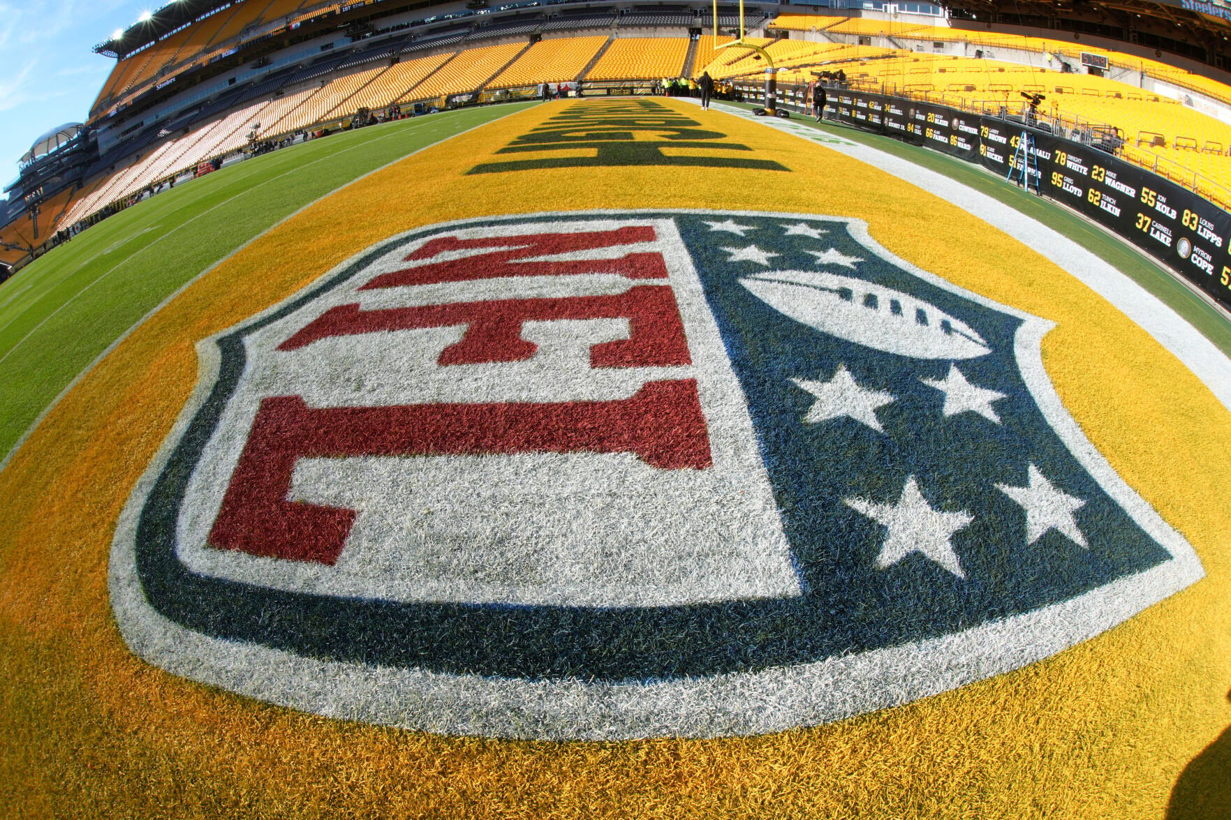 NFL On Netflix: Christmas Day Games Are A 1st For Streaming Giant ...