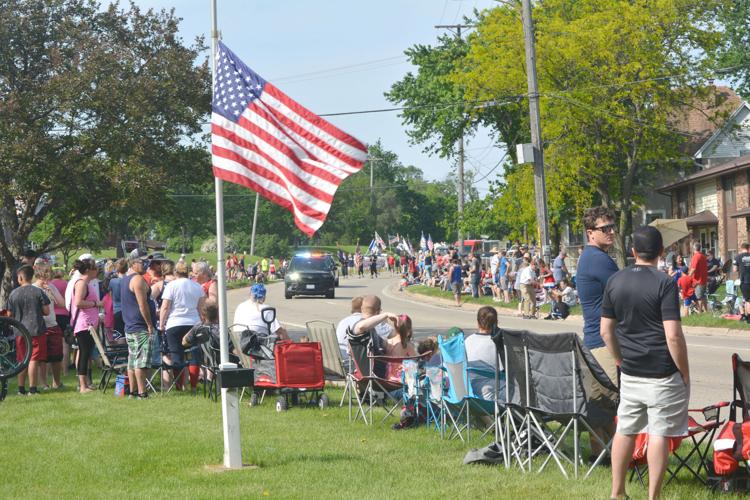 Beloit Christmas Parade 2022 Beloit, South Beloit Crowds Gather For Memorial Day Parade | Local News |  Beloitdailynews.com
