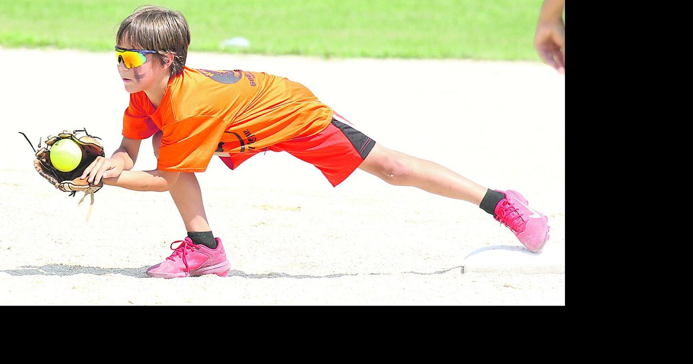 BDN_260810_Softball2 (copy)