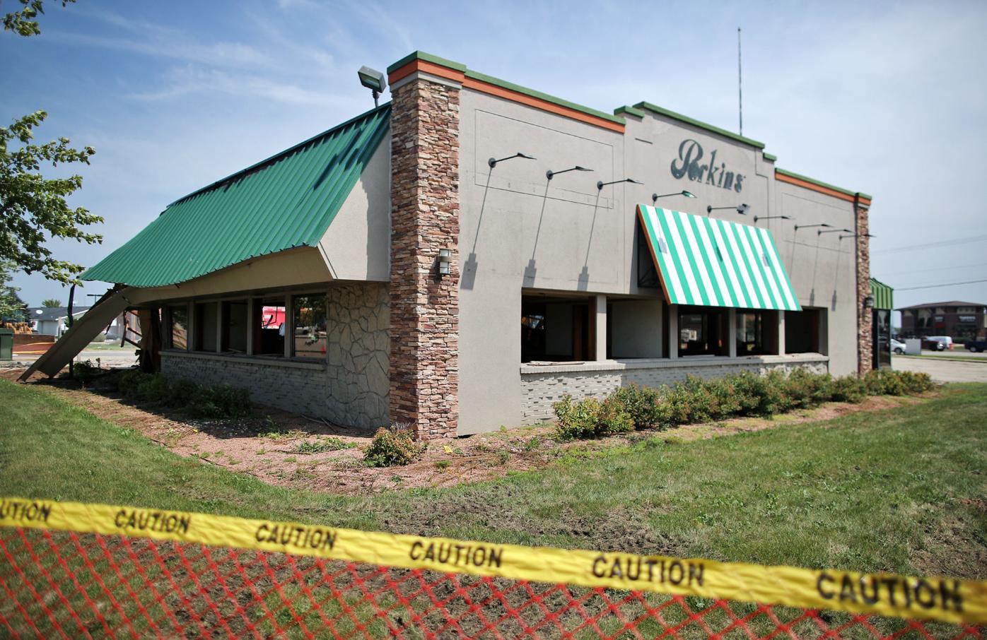 Janesville Perkins Restaurant Razed Business News Beloitdailynewscom