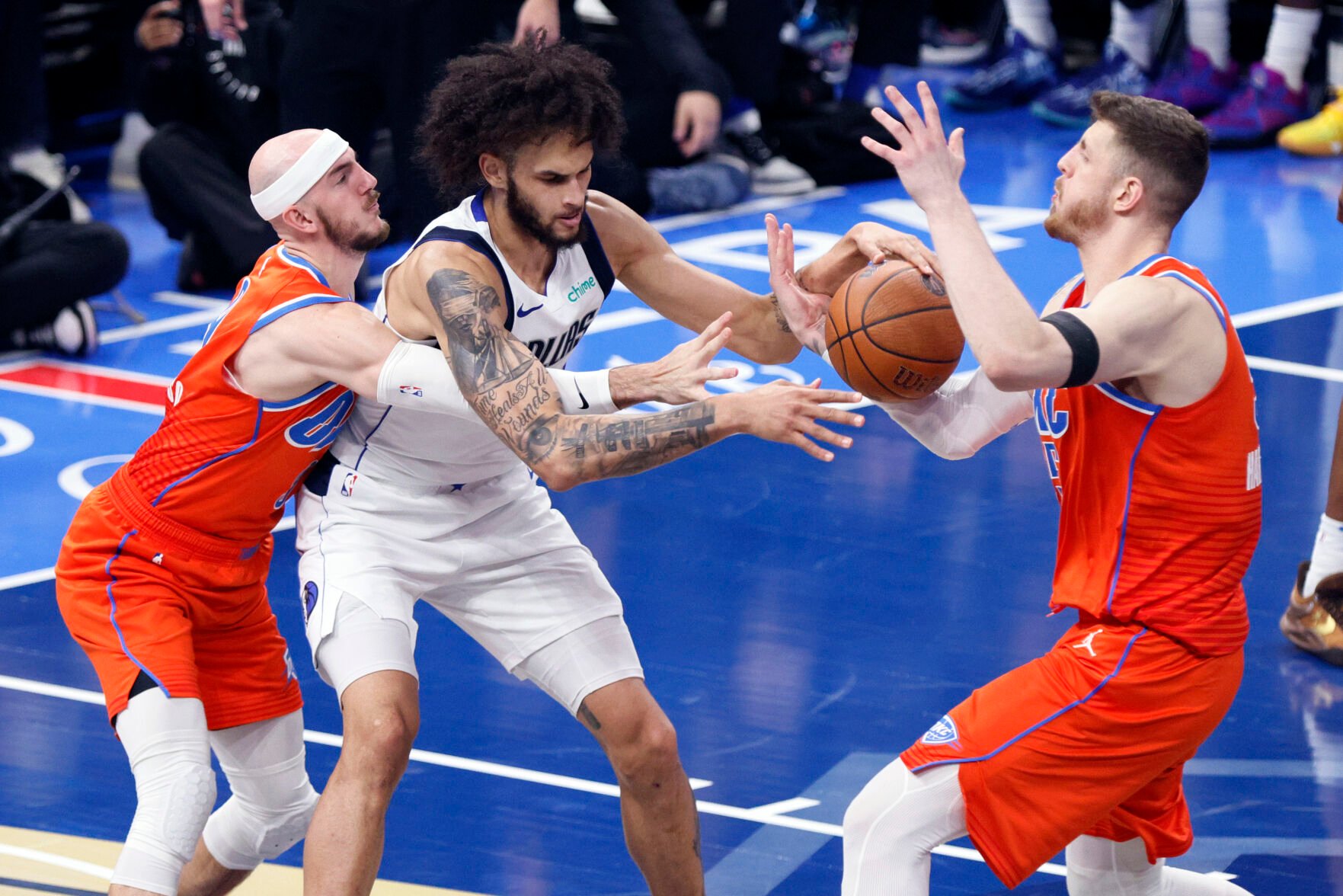 Thunder Sign Defensive Guard Alex Caruso To Multi-year Extension ...