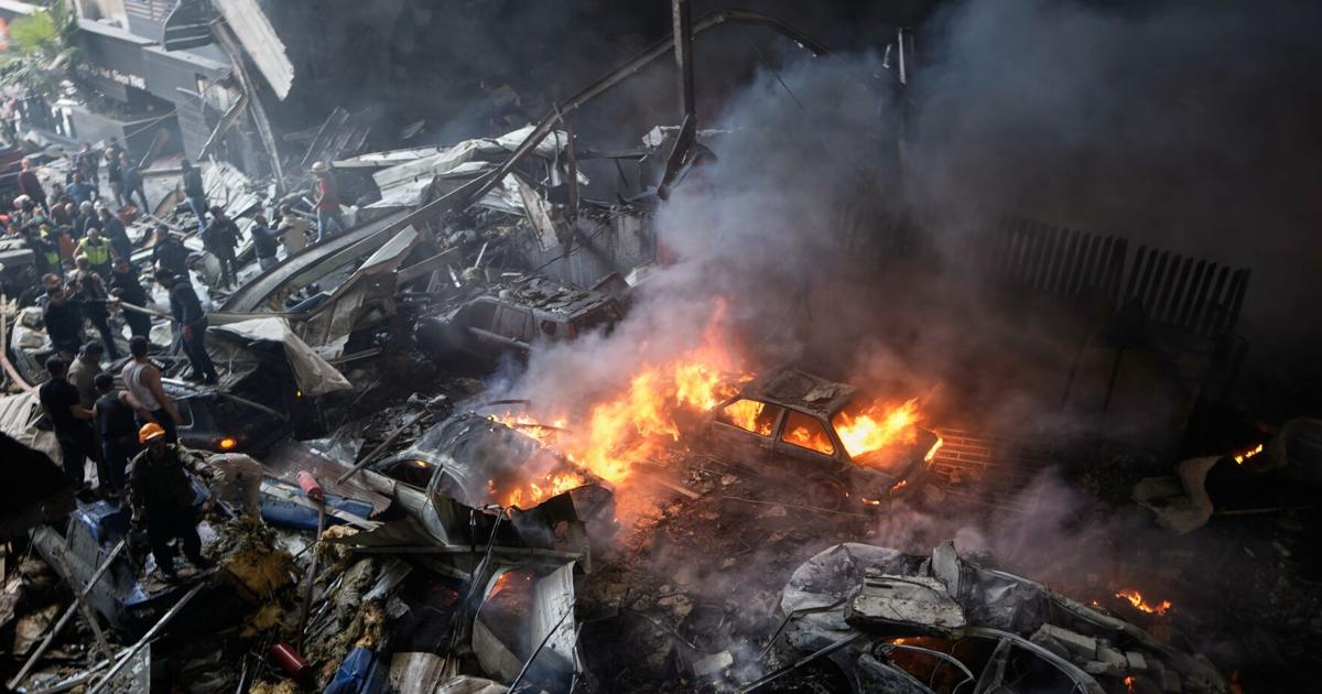 एपी के फोटो पत्रकारों द्वारा दिन की शीर्ष तस्वीरें