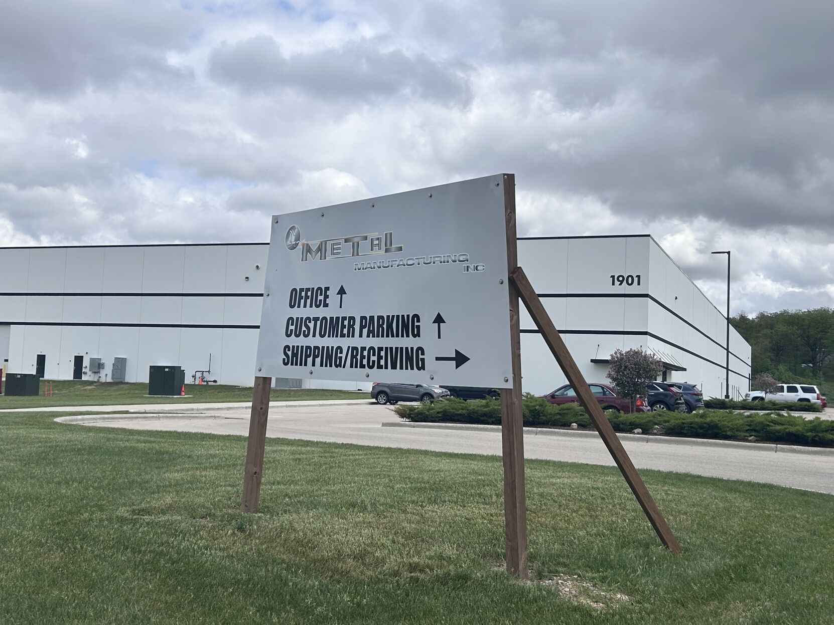 Illinois company investing heavily in data centers acquires Beloit's ...
