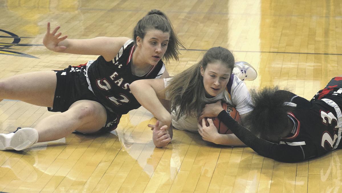 Hononegah Advances With Win Over East Sports Beloitdailynews Com