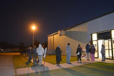 South Beloit voters line up