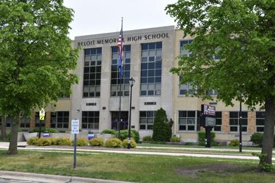 Beloit school board to review plan for full-time in-person learning in