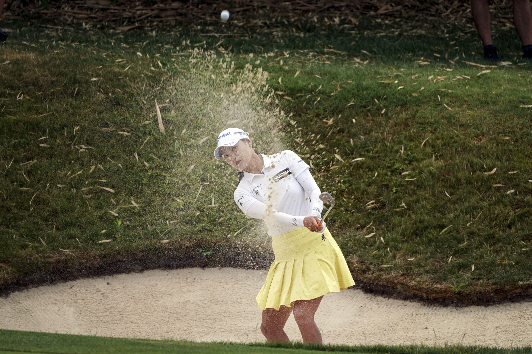 Sports Briefing: Brooke Henderson hangs on to lead at Evian