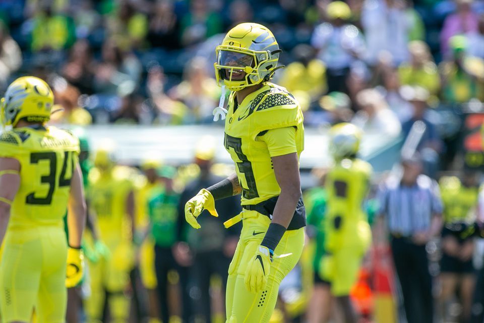 Oregon Ducks safety Bryan Addison expected to play against UCLA; offensive  lineman Steven Jones, running back Byron Cardwell Jr. still on the mend, Sports