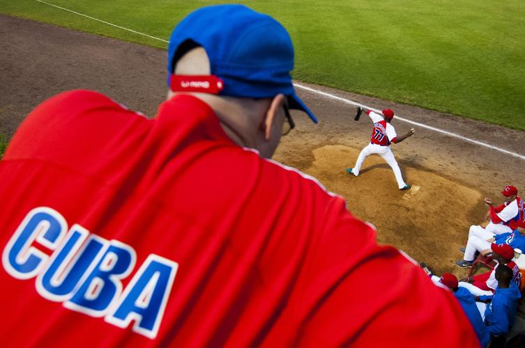 Cuban Catcher Becomes First Player To Defect During WBC