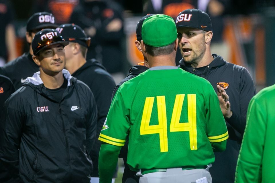 Oregon deals state baseball