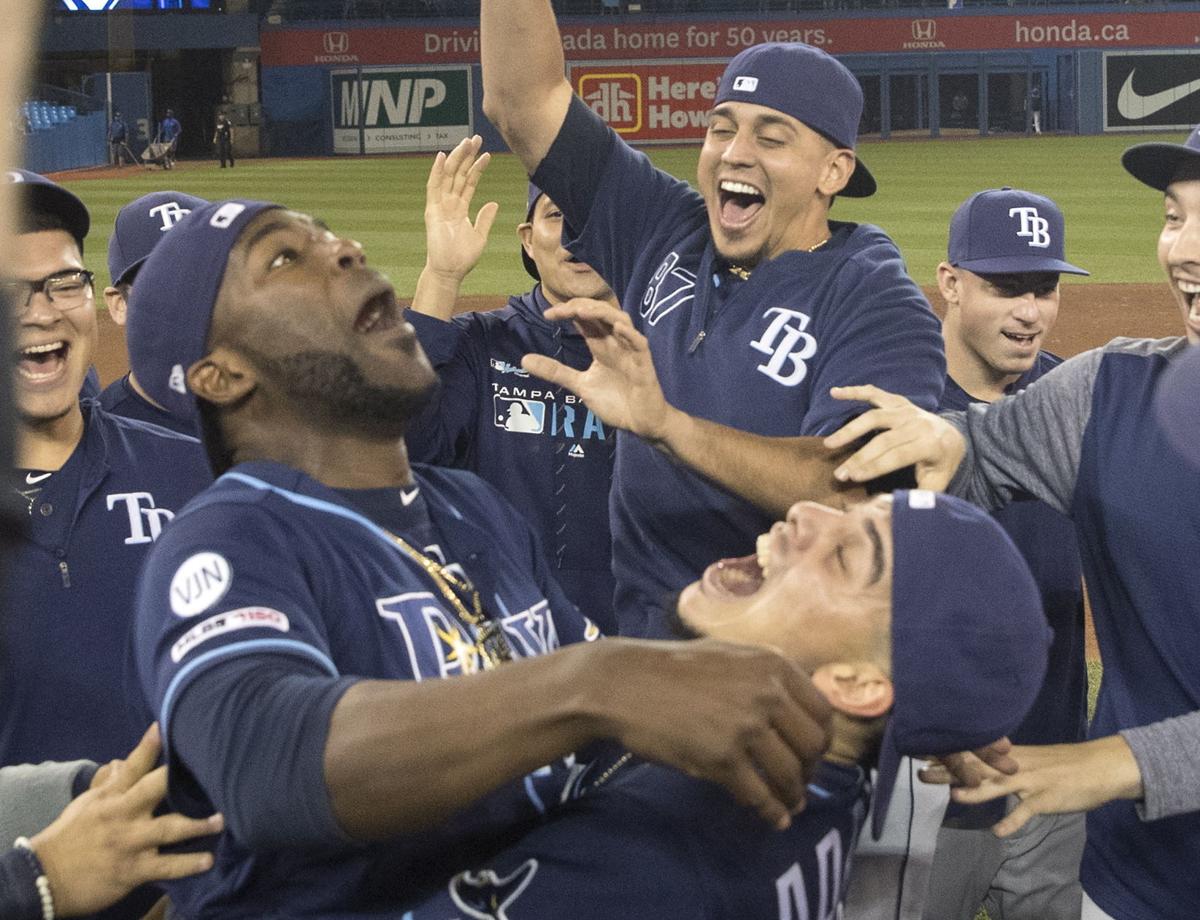 Blue Jays clinch AL's top wild-card spot, home-field advantage