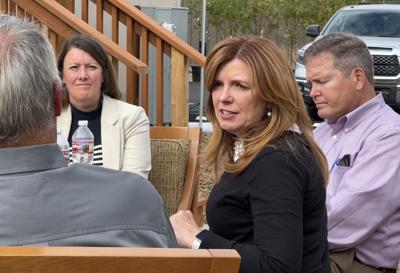 Republican gubernatorial candidate Christine Drazan visits Bend