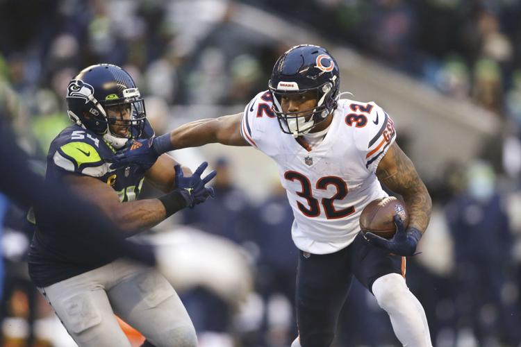 Bears get late magic from Nick Foles to top Seahawks 25-24