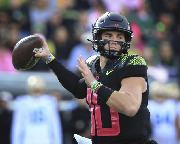 Oregon QB Bo Nix is on the verge of a truly historic season in Eugene