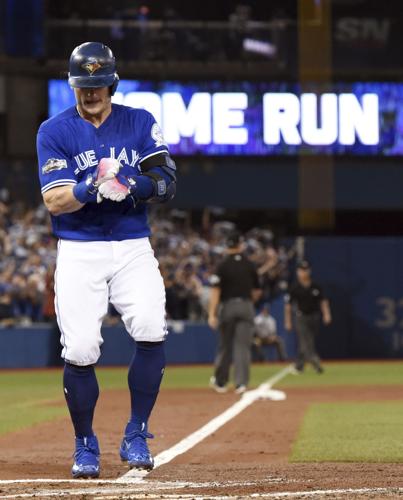 Blue Jays re-sign Donaldson in blockbuster deal, lock down Pillar