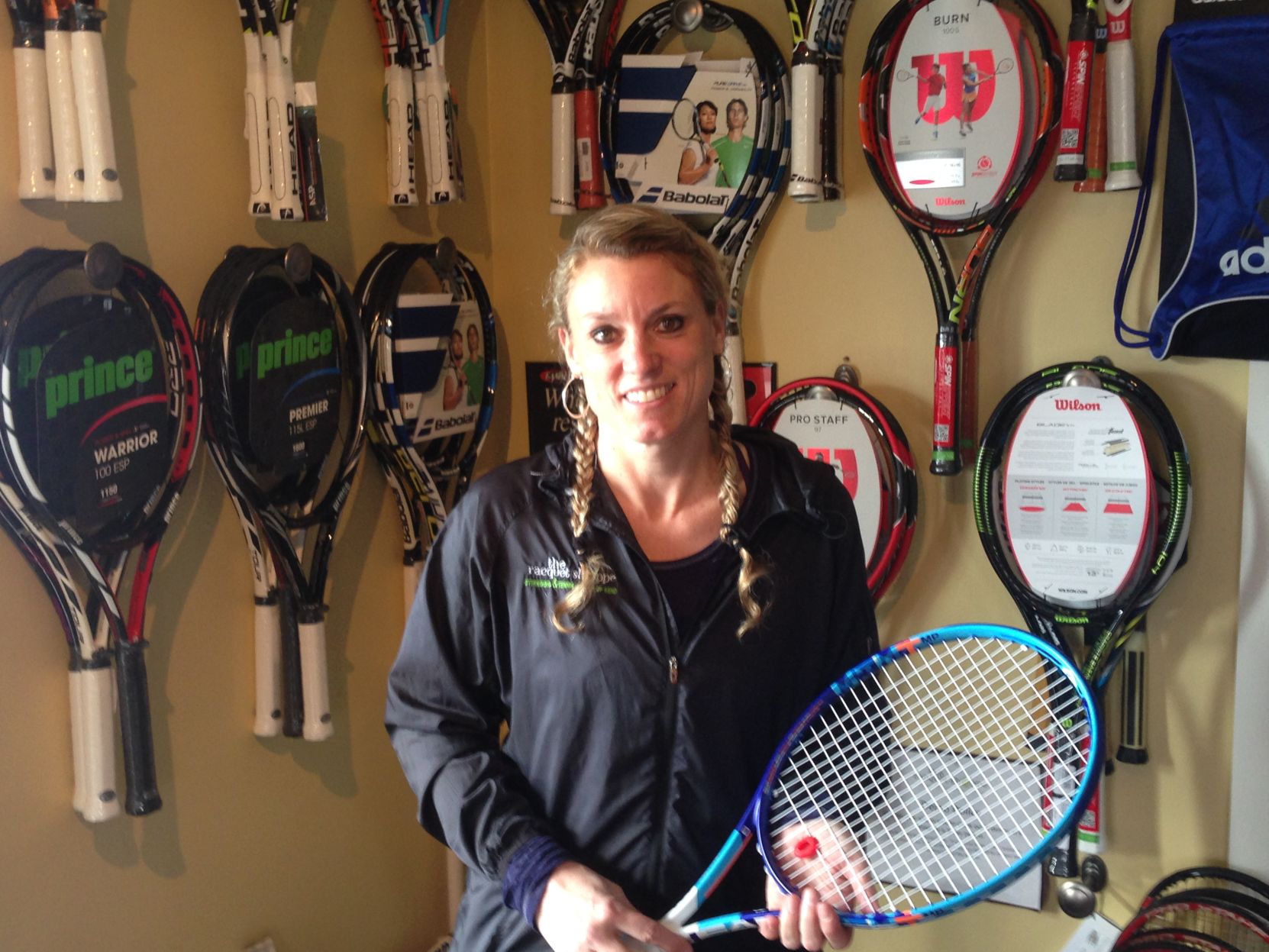 racket store
