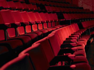 On Local Screens The Week Of Dec 5 11 Movies Bendbulletin Com