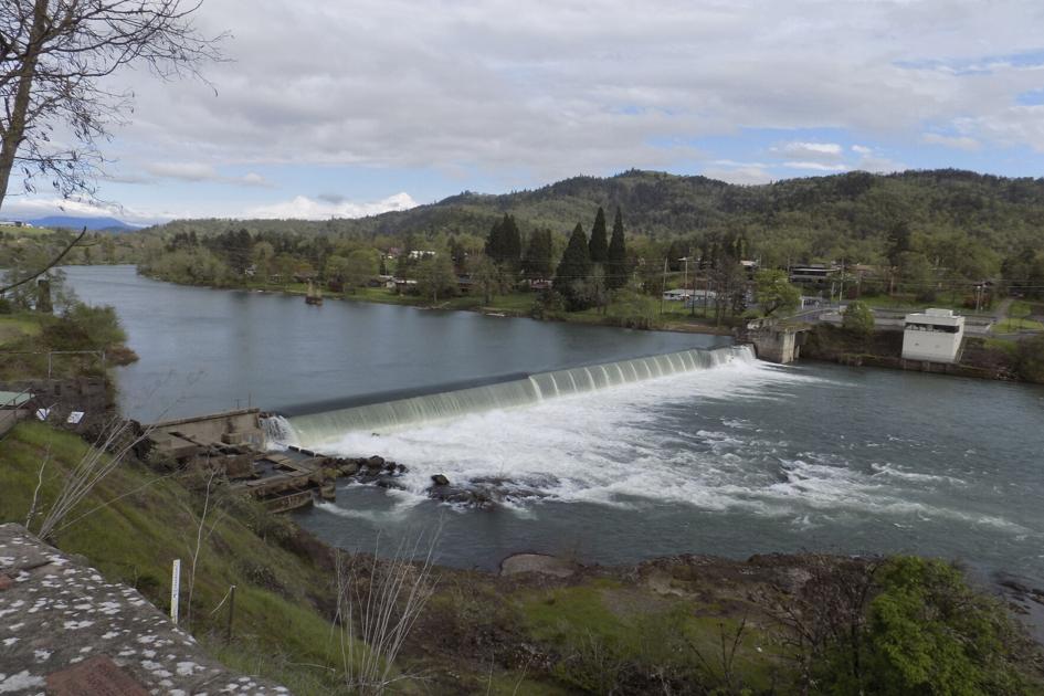 Fishing, environmental groups sue over Umpqua River dam - Bend Bulletin