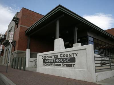 Man Seeks 2 1m From Bend Therapist For Inappropriate Conduct Local State Bendbulletin Com