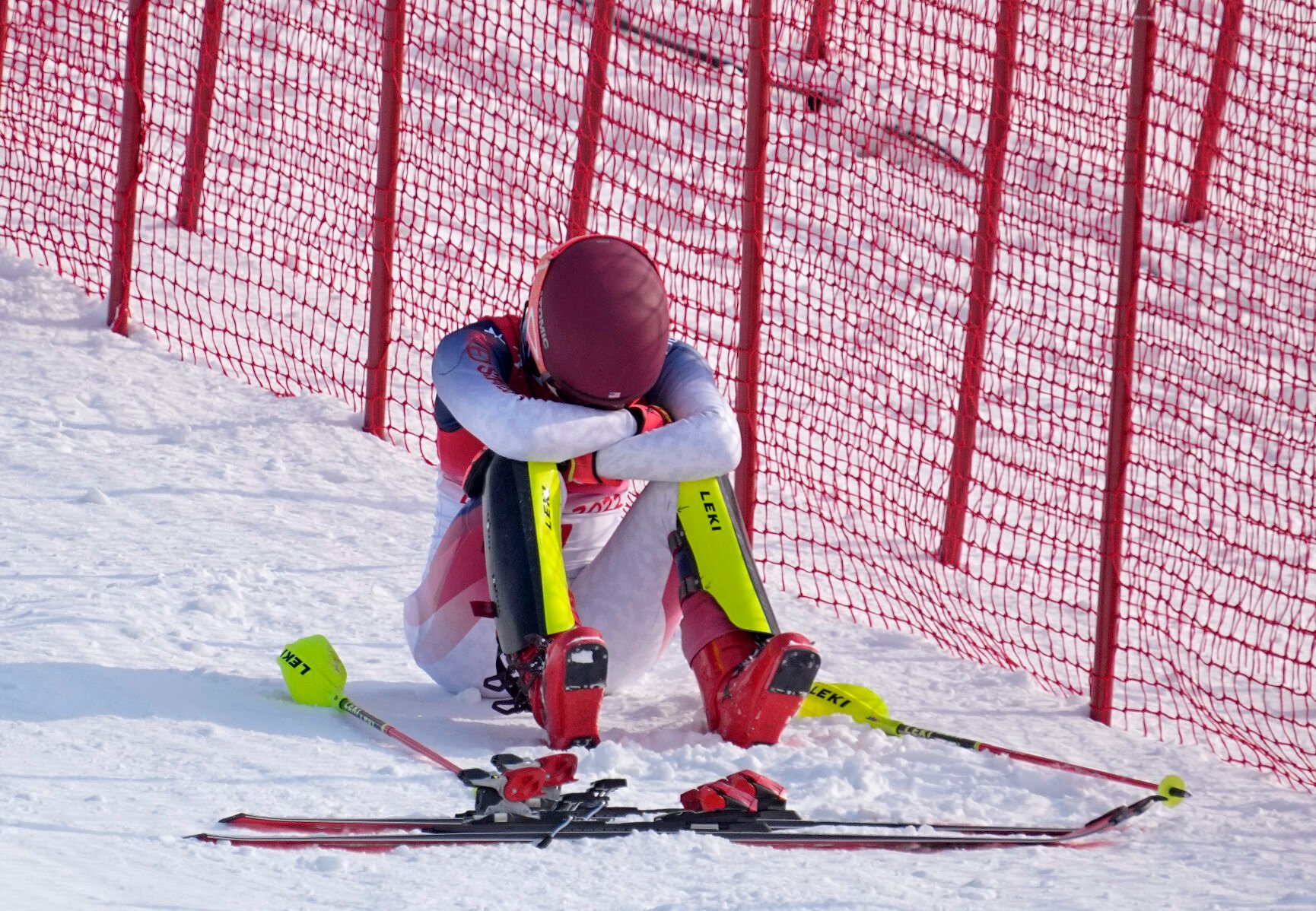 Winter Olympics Roundup: Lindsey Jacobellis finally wins Olympic