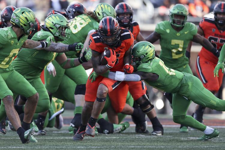 Las Vegas Bowl 2022: Watch Florida vs. Oregon State live for free