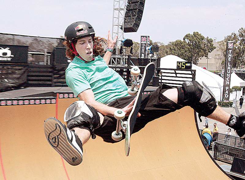 Shaun White Finds Inspiration at YMCA Skatepark