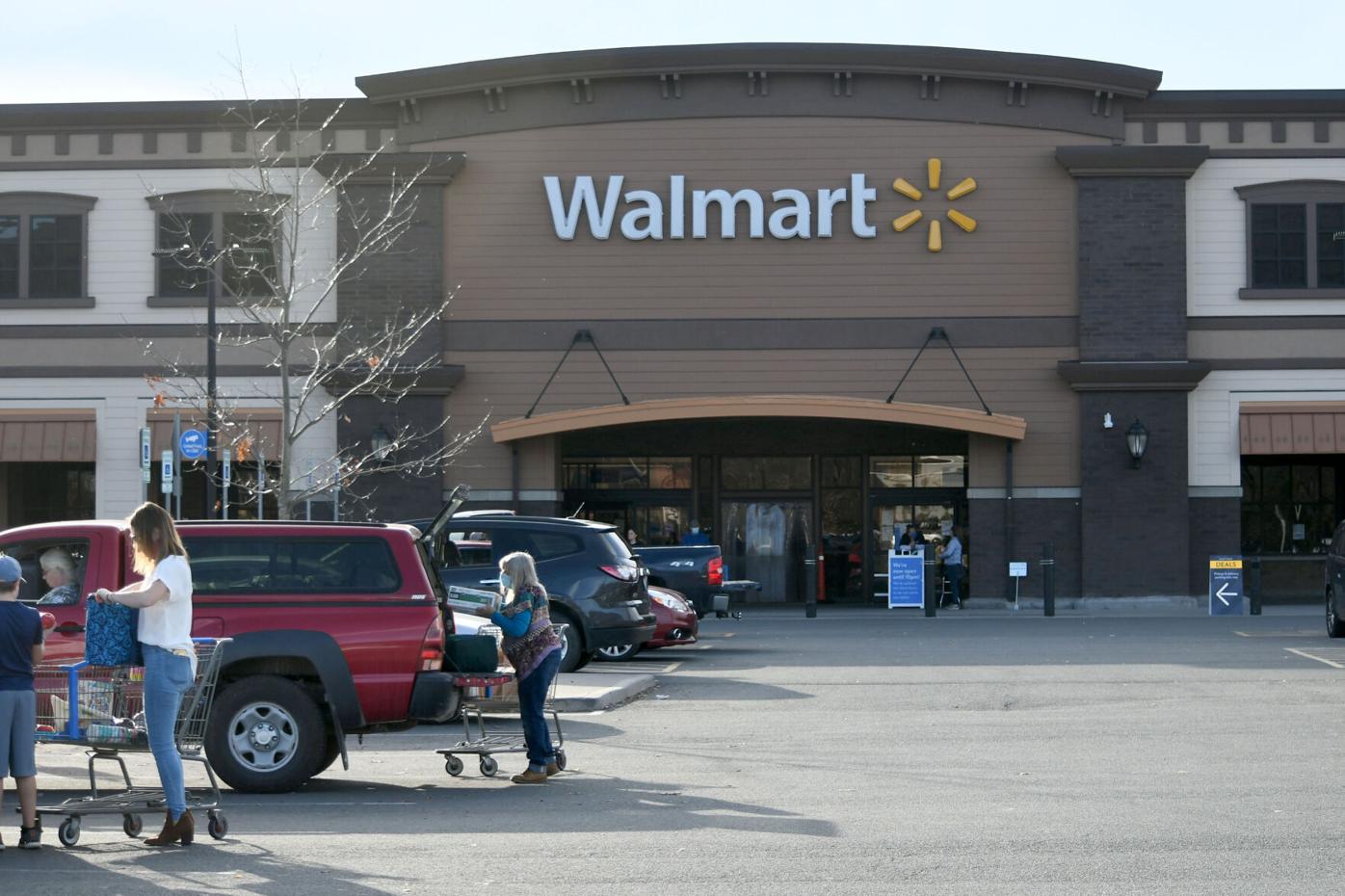 State Official Walmart Other Retailers Join Hazard Pay Program Local News Benningtonbanner Com