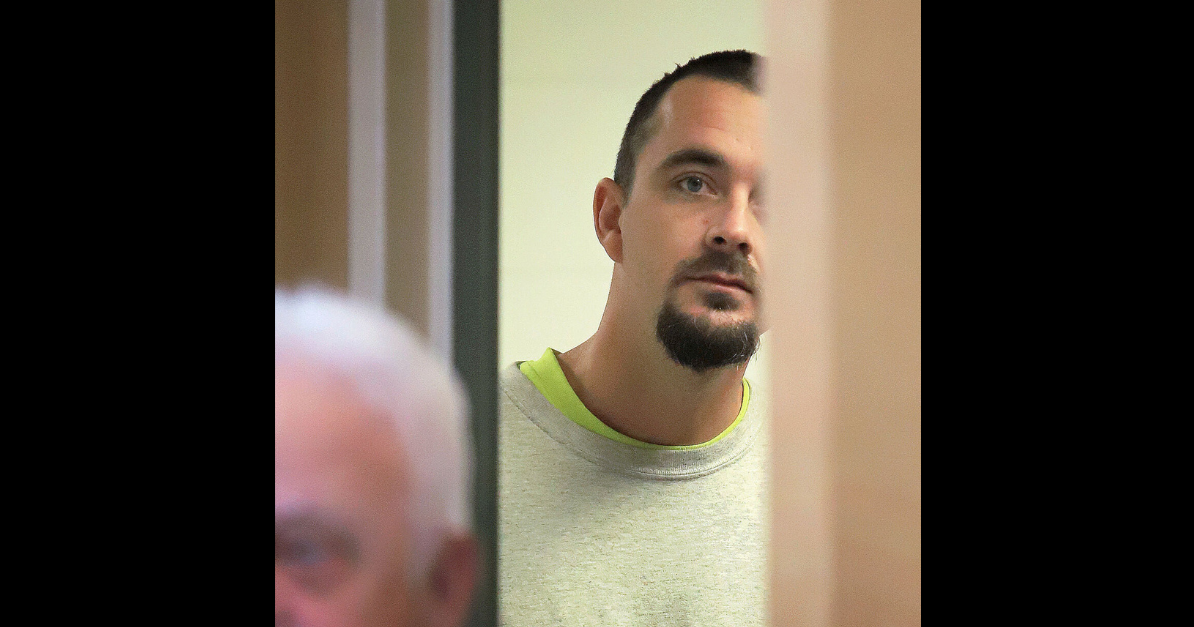 Arlington man charged with kidnapping and domestic assault in court