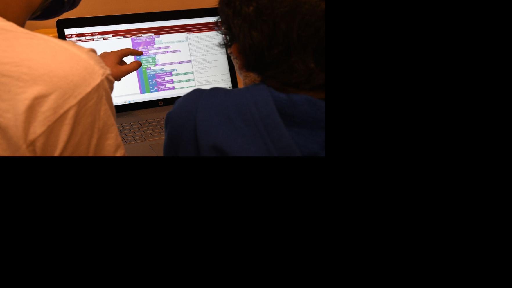 Robotics Challenge challenges students - Image