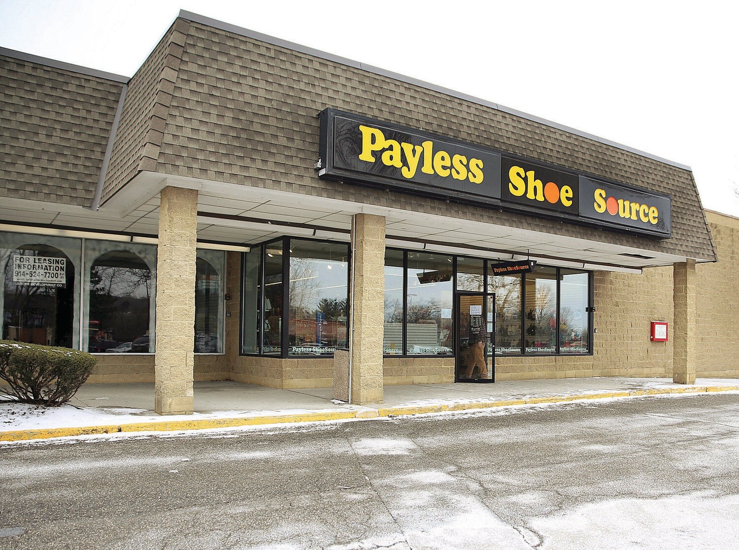 payless summer ave