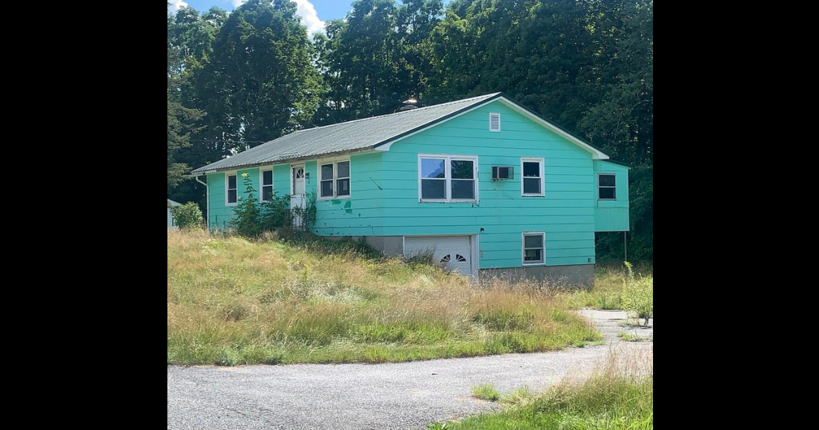 Shaftsbury officials move to address concerns about vacant house