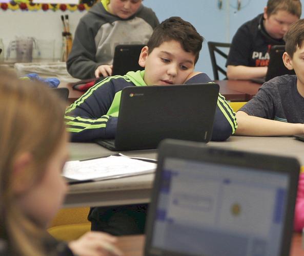 Pownal students learn coding