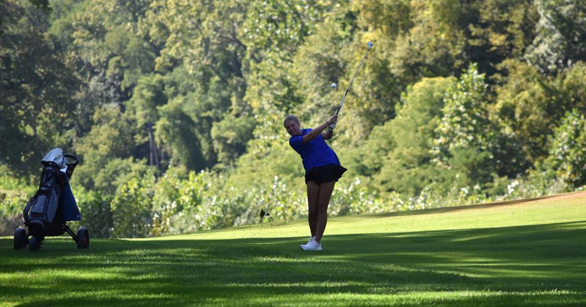 MAU Golf fairs well in opening match