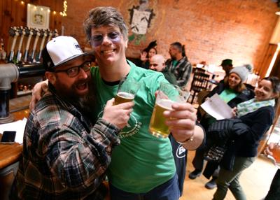 PUB CRAWL 01.jpg