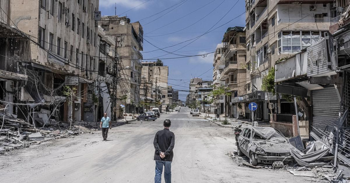 Lebanon peace talks resume as Israel keeps up strikes